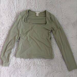 H&M Light Green Long Sleeve Top